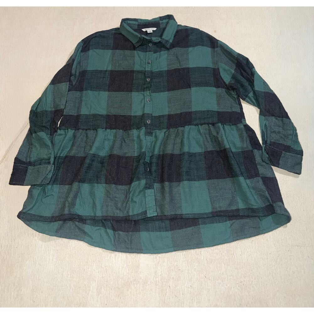 American Eagle women’s black & green plaid oversized babydoll flannel